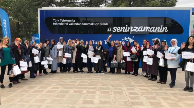 Türk Telekom Teknoloji Seferberliği, Malatyalı kadınlarla buluştu