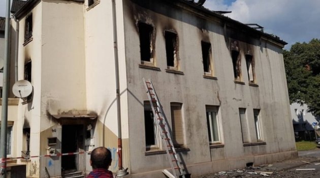 Türklerin yaşadığı bölgede yangın: 2 ölü, 10 yaralı