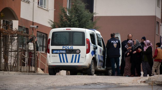 Üçüncü kattan atlamak istedi