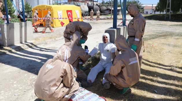 UMKE'nin tatbikatı nefes kesti