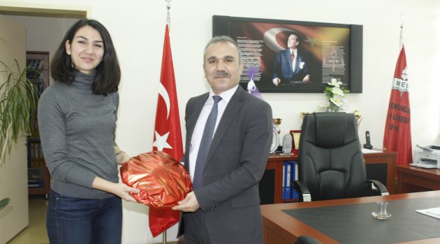 Ünlü nükleer bilimcisi seminer verdi