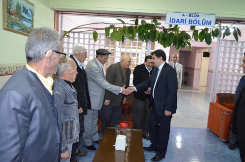 VALİ ŞAHİN HUZUREVİ'Nİ ZİYARET ETTİ
