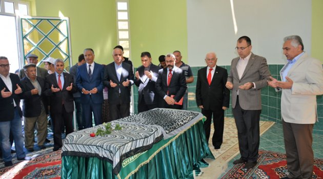 Vali Toprak, Hüseyin Doğan Dede Anma Törenine Katıldı