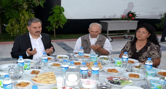 Vali Şahin,Sizlerle Birlikte Olmak Bize Güç Veriyor