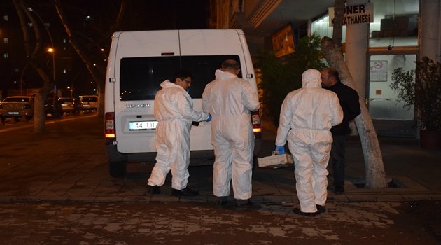 Yaşlı adam evinde ölü bulundu