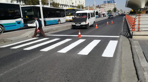 Yaya geçiş alanlarında düzenleme