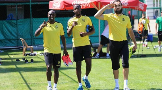 Yeni Malatyaspor'da Nacer Barazite ile yollar ayrıldı