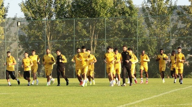 Yeni Malatyaspor'da teknik adam sorunu çözüme kavuşuyor