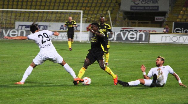 Yeni Malatyaspor Manisa'ya acımadı: 3-1