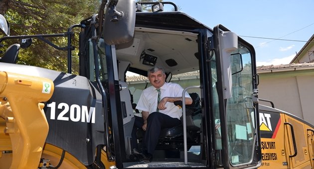 Yeşilyurt Belediyesi Yeni İş Makineleri aldı
