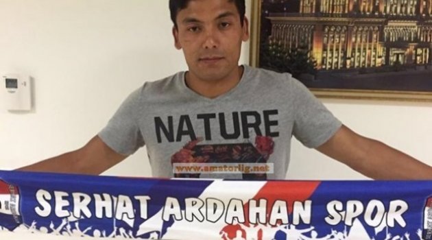 Yeşilyurt Belediyespor Kırgız oyuncu Kaiumzhan Sharipov ile anlaştı