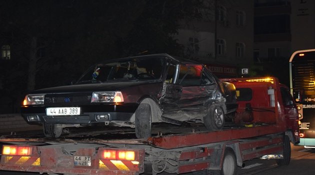 Zincirleme kaza 3'ü çocuk 7 yaralı