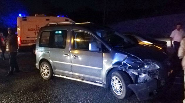 Zonguldak'ta iki otomobil çarpıştı: 2 yaralı