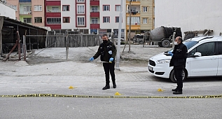 İki grup arasındaki kavga kanlı bitti!