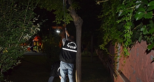 Polis 27 yaşındaki genci ipten aldı