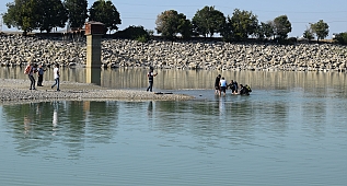 19 yaşındaki genç gölette boğuldu 