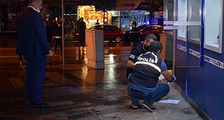 ATM'de unutulan paket patlatıldı