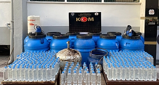 İki bin 297 litre sahte içki ele geçirildi