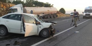 Malatya'da otomobil tıra çarptı: 1 ölü