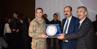 Arapgir'de 38 kuruma 135 belge verildi