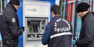 ATM'ye takılan tuzağı vatandaş fark etti