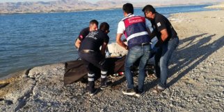 Baraj gölüne giren genç boğuldu