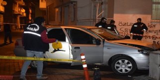 Trafik kazasında bıçakla yaralandı!