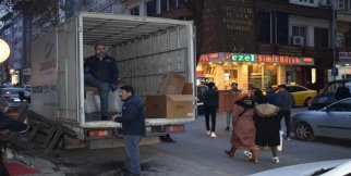 Malatya’da depremden zarar gören ev ve iş yerleri tahliye ediliyor