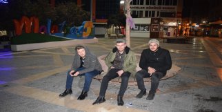 Malatya'da deprem söylentisi öğrencileri sokağa döktü