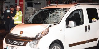 Malatya'da hafif ticari aracın çarptığı genç ağır yaralandı